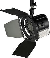 PROJECTEUR FRESNEL 300W