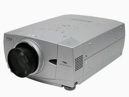 Videoprojecteur SANYO PLC XP56